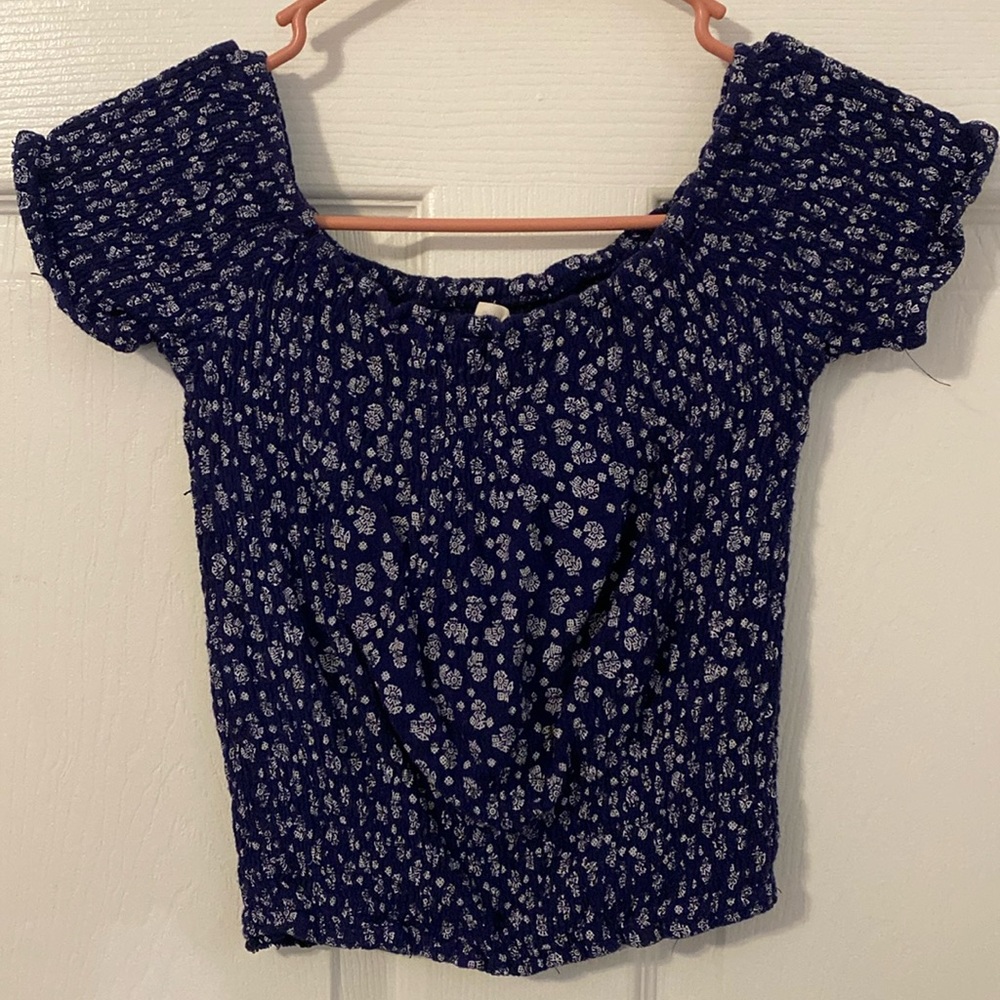 Crop Top With Pattern